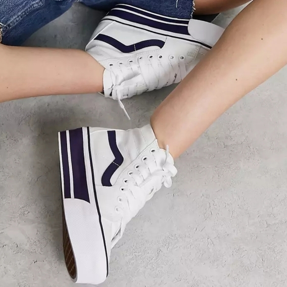 Vans Sk8-Hi Tapered Stackform Navy Stripe Sneakers NEW - Picture 2 of 7